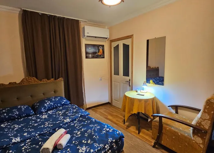 Buddha Apartment